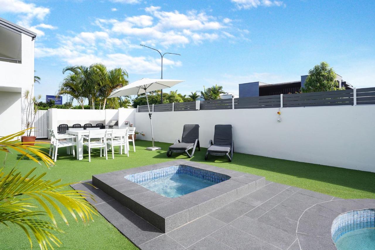 Noosa Parade Holiday Inn Luaran gambar