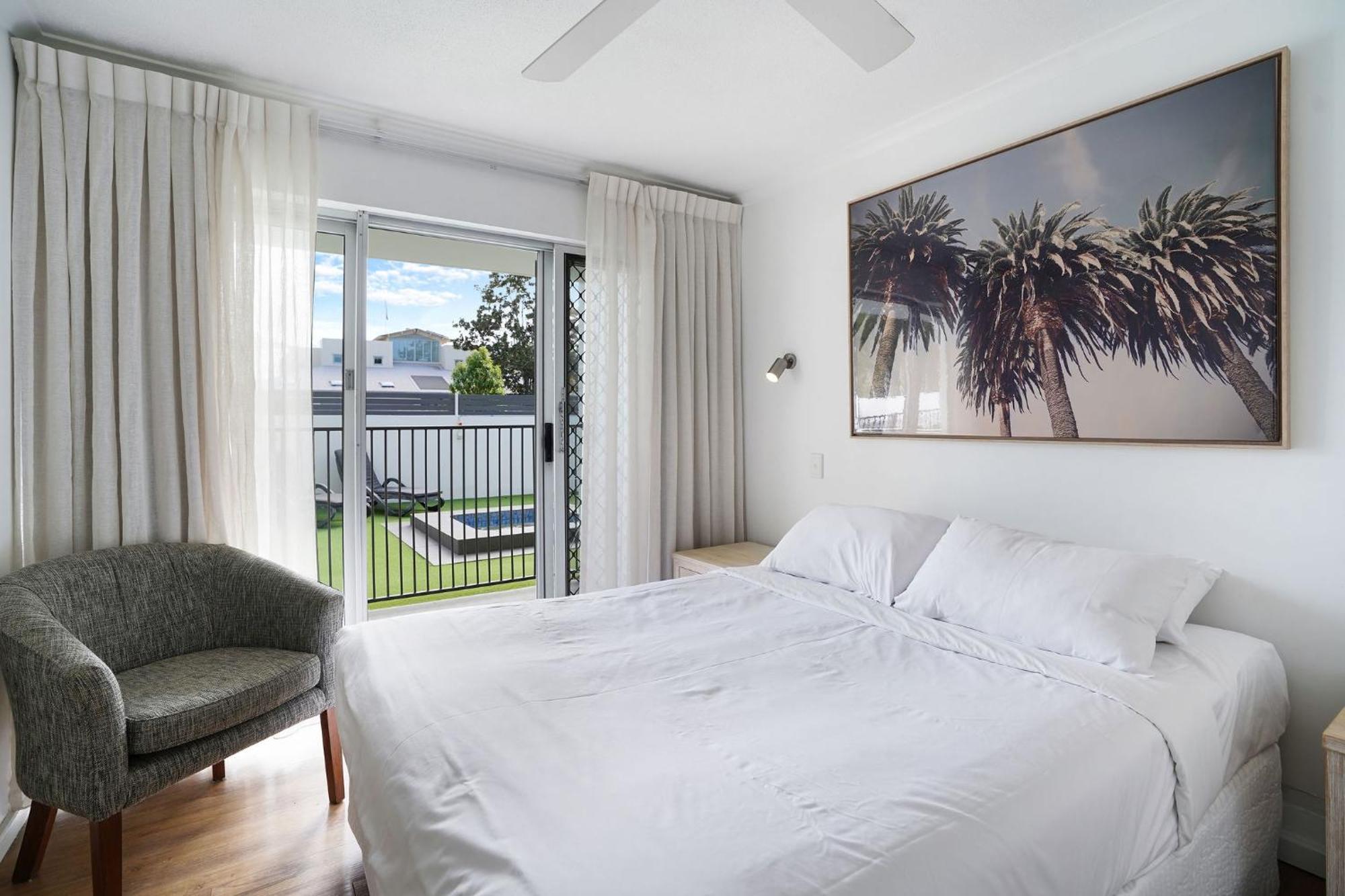 Noosa Parade Holiday Inn Bilik gambar